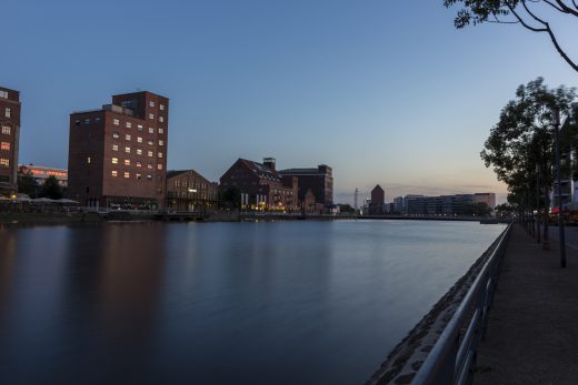 Hintergrundbild Abendstimmung Duisburg Innenhafen