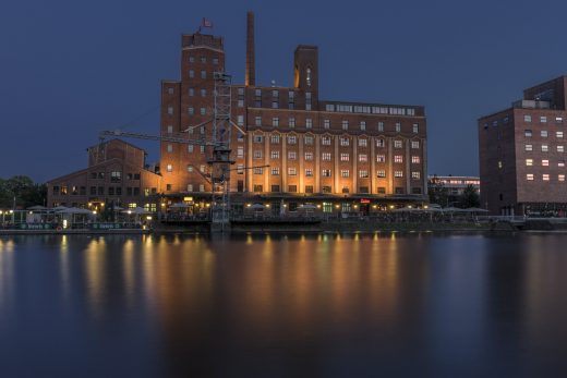 Hintergrundbild Werhahnmühle am Abend