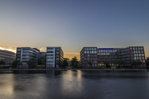 Hintergrundbild Moderne Architektur im Innenhafen