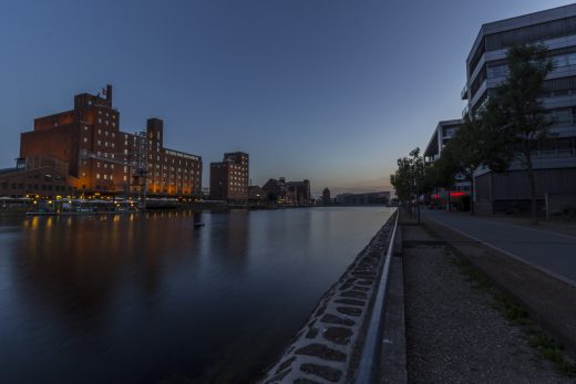 Hintergrundbild Sommerabend im Innenhafen