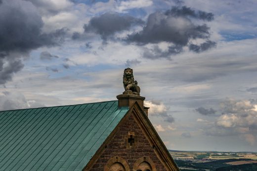 Hintergrundbild Blick vom Südturm zum Palas