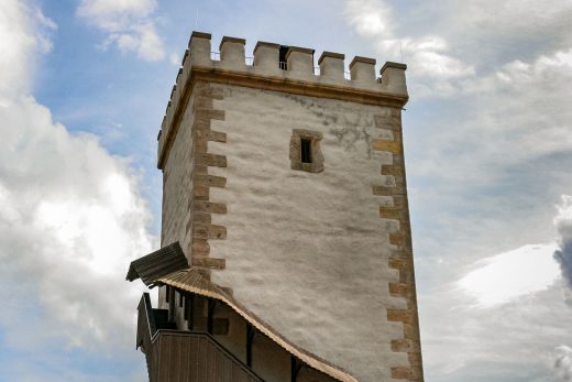 Hintergrundbild Der Südturm der Wartburg