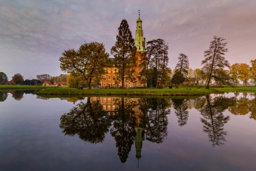 Hintergrundbild Schloss Raesfeld im Herbst