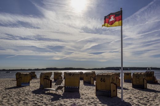 Hintergrundbild Am Strand von Laboe