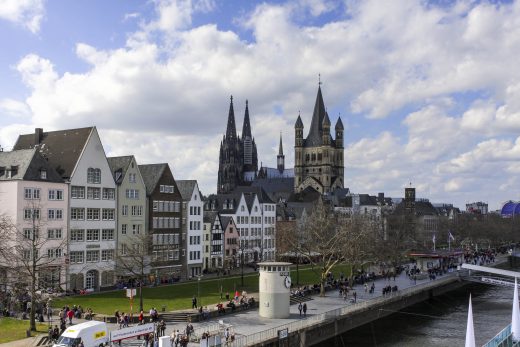 Hintergrundbild - Altstadt Köln
