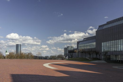 Hintergrundbild - Am Museum Ludwig