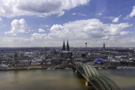 Hintergrundbild - Blick auf Köln
