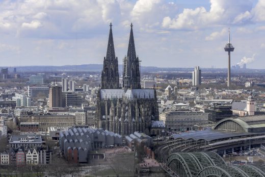 Hintergrundbild - Kölner Dom und Museum Ludwig