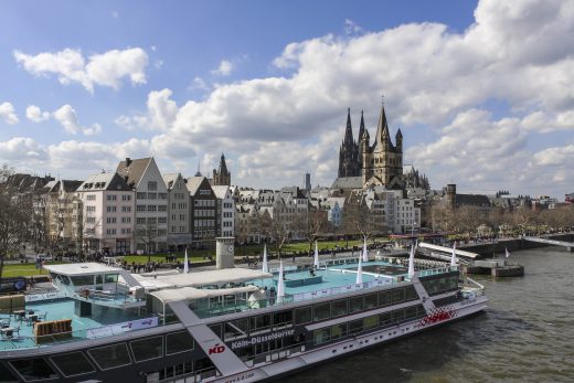 Hintergrundbild - Lebendige Altstadt