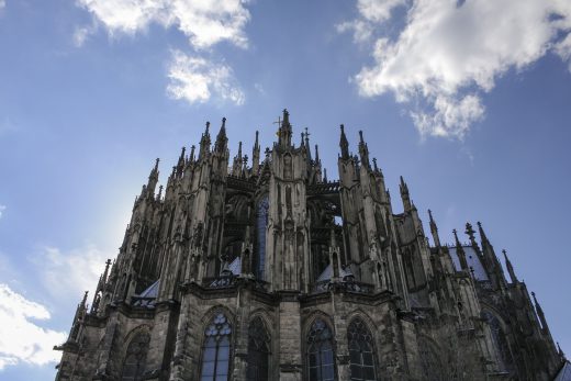 Hintergrundbild - Ostseite Kölner Dom