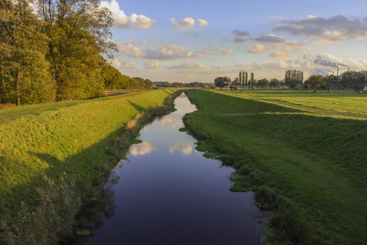 Hintergrundbild - Rapphofs Mühlenbach im Herbst