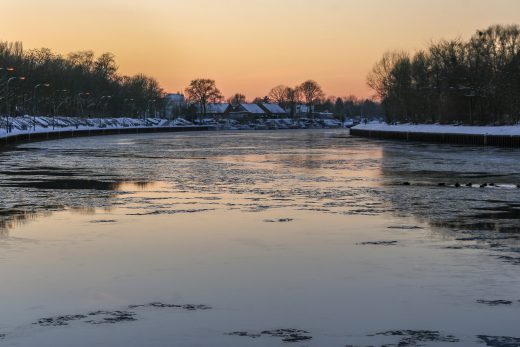 Hintergrundbild - Eis auf dem Wesel Datteln Kanal