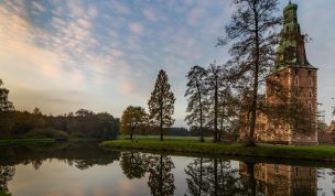 Hintergrundbild Wasserspiegelungen Schloss Raesfeld