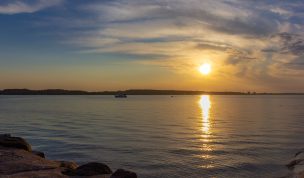 Hintergrundbild - Sonnenuntergang an der Kieler Förde