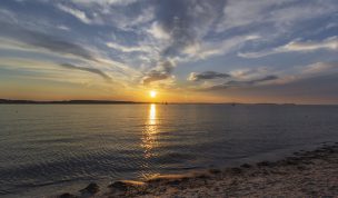 Hintergrundbild - Sonnenuntergang am Meer