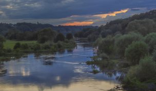 Hintergrundbild - Abendstimmung an der Ruhr