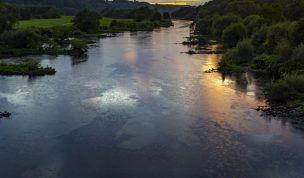 Hintergrundbild - Regen an der Ruhr