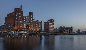 Hintergrundbild Gastronomie im Innenhafen