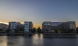 Hintergrundbild Moderne Architektur im Innenhafen