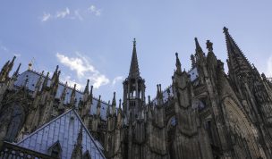 Hintergrundbild - Kölner Dom Südostseite