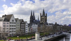 Hintergrundbild - Altstadt Köln