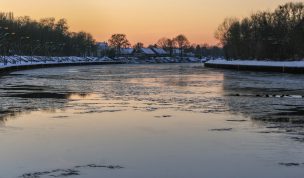 Hintergrundbild - Eis auf dem Wesel Datteln Kanal