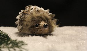 Hintergrundbild - Weihnachten Igel im Schnee