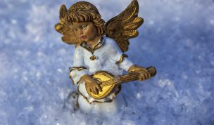 Hintergrundbild - Weihnachten Engel macht Musik