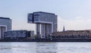Hintergrundbilder - Kranhaus I im Rheinauhafen