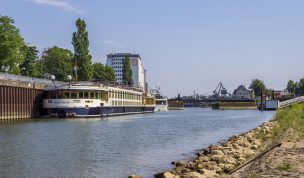 Hintergrundbilder - River Queen im Deutzer Hafen