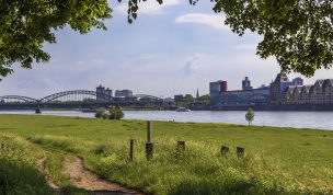Hintergrundbilder - Pollerwiesen und Südbrücke